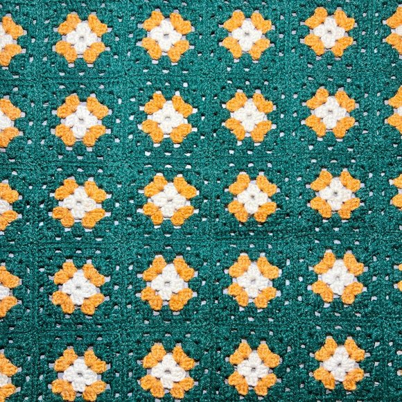 Vtg Homemade Knitted Crocheted Granny Square Throw Afghan Blanket Cottagecore - Picture 7 of 11